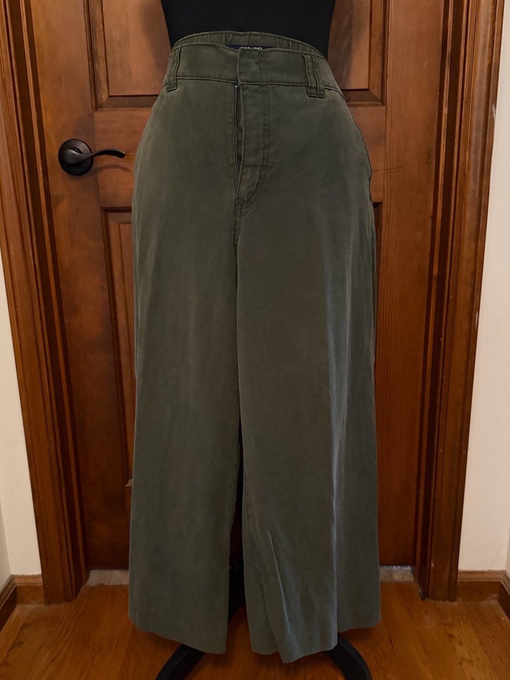 Chaps Olive Green Wide-Leg Cropped Pants
